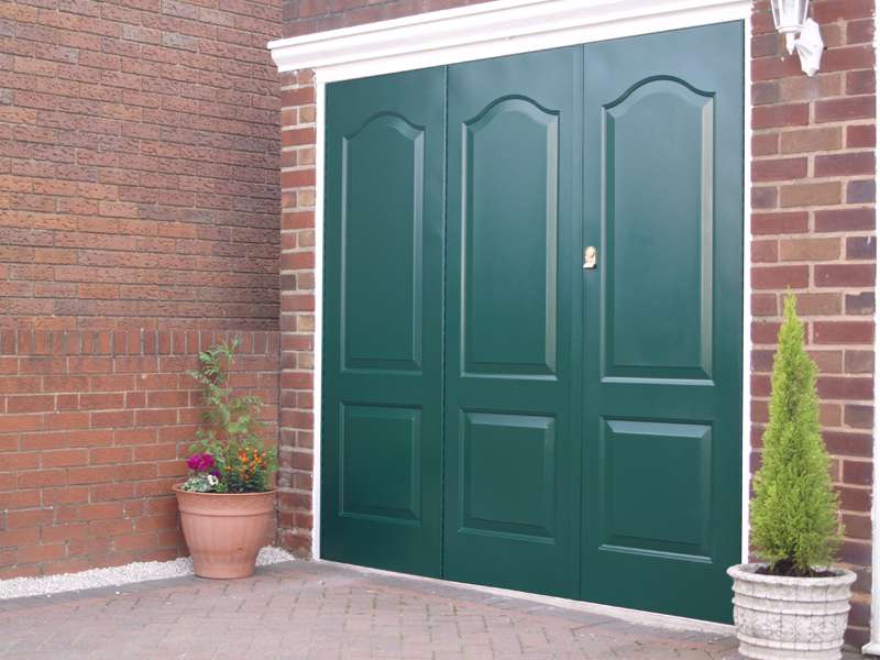 Green Side Hinged Door